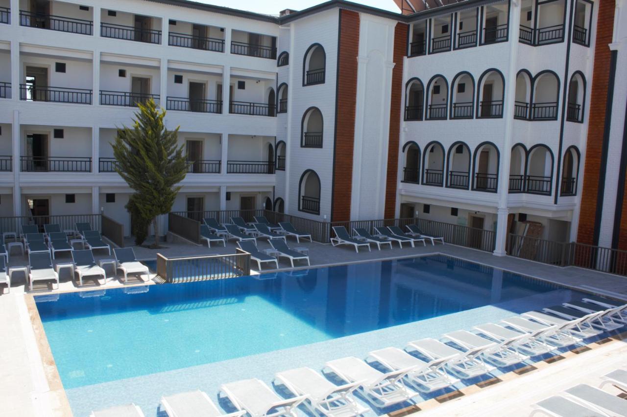 Akalia Resort Hotel & Spa Side Exterior foto